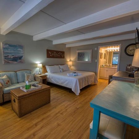 Waterway View Studio 2 W/ Pool, 1 Mile To Wrightsville Beach Wilmington Bagian luar foto
